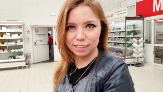 Решил познакомится с девушкой и пригласил к себе домой на секс