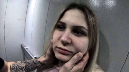 Привел домой возбужденную подругу, чтобы трахнуть её наконец