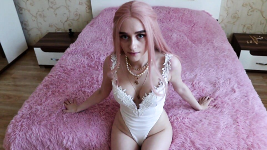 Парень снимает порно, чтобы похвастаться женой-минетчицей перед всем интернетом!