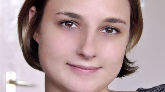 Такая скромная, а уже трахается на порно кастинге у Вудмана!