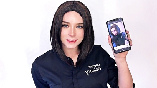 Нереальная реальность или секс с сексуально-виртуальным ассистентом