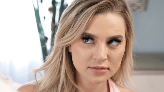 Заехал на секс с шикарной милфе