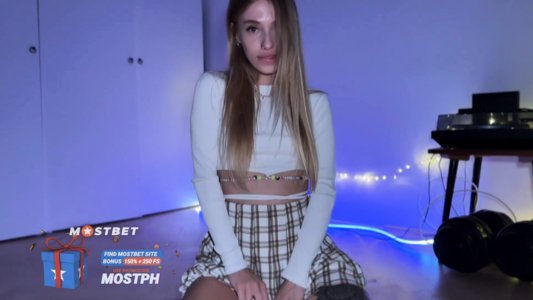 Милашка любит секс и когда она сверху