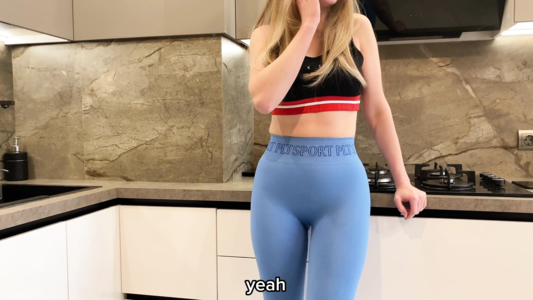 Тайно изменяю с соседом, пока парня нет дома