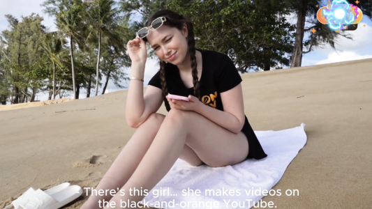 Узнал девушку с черно-оранжевого Ютуба и решил подойти