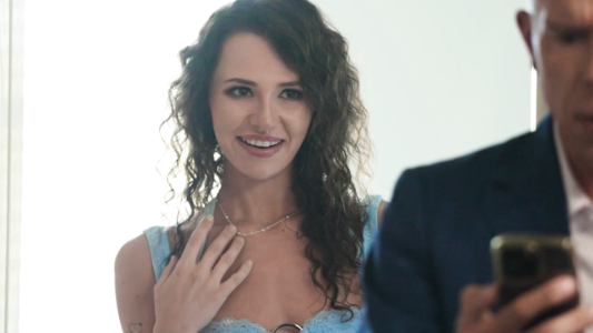 Студентка закончила колледж и решила хорошо потрахаться