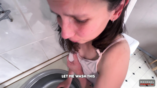 Мачеха покоряется пасынку и он использует её как хочет